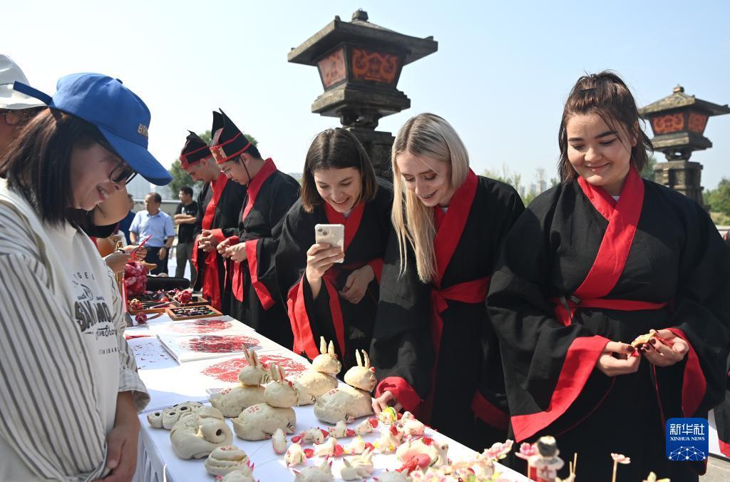 棋牌送金币20